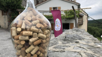 Everything You Need For A Pleasant Stay Dentro