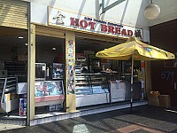Kim Thanh Hot Bread outside