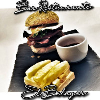 Cafe Bar El Balagar food