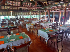 Vembanad, Kumarakom Lake Resort food