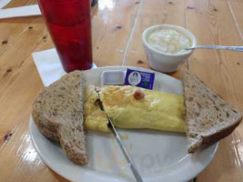 Terrie's Breakfast & Lunch food