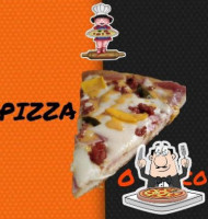 La Pizza De Marcel´la food