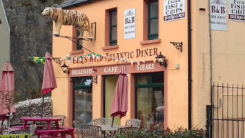 Ger's Wild Atlantic Diner inside