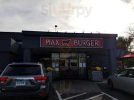 Max Burger outside