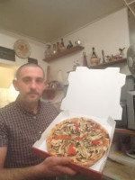 Pizza della nonna food