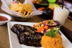 Manny's Uptown Tex-mex food