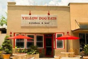 Yellow Dog Eats outside