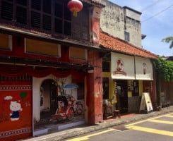 Oldmaster New-nanyang Coffee (victoria Street) outside