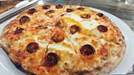 Pizzeria La Abuela food