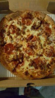 Uncle Maddio's Pizza Joint food