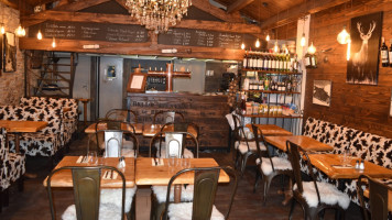 Le Chalet des Gourmands food