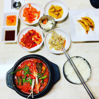 Chez Kimchi food