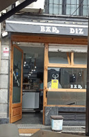 Bar Diz inside