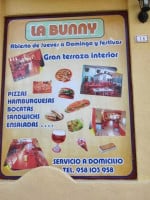 Pizzería Labunny inside