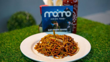 Mo'mo Asian Food food