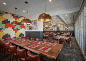 Tavola Restaurant Bar inside