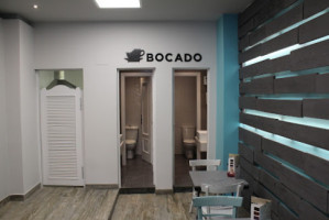 Bocado Cafe&tapas inside