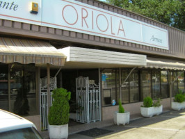 Oriola outside