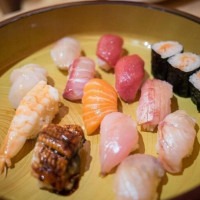 Sushi Yasuda food