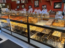 D'amato's Bakery food