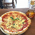D'Ursi Pizza Autentica Pizzeria Napoletana food