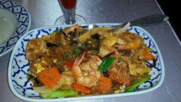 Kinnaree Thai Cuisine food