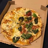 Siracusa La Pizza A Legna food