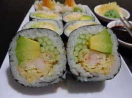 Sam Sushi food