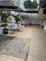 Habano's Café outside