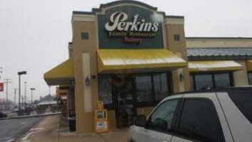Perkins Bakery outside