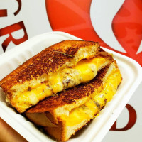 Planet Grilled Cheese Countryside Mall food