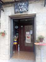 Café La Plaza inside