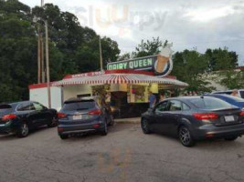 Dairy Queen outside