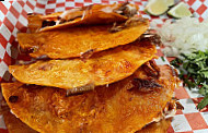 Tacos Reyes food
