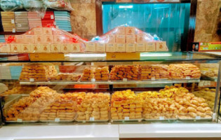 Suleman Sweets And Bakers food