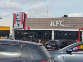 Kfc Bekwai Roundabout Shell Service Station, Kumasi outside