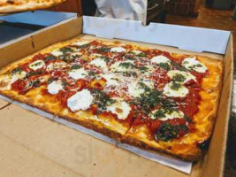 Decaro's Pizzeria And Italian Eatery inside