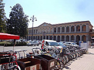 Stazione Lucca Di Maurone outside