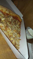 Cardinal's Pizza Restaurant, LLC food