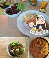 Das Hermann's Essen Wia Zhaus food