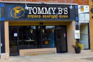 Tommy B's outside