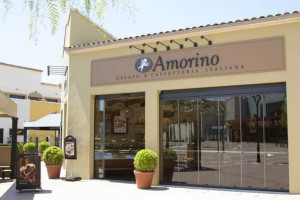 Amorino Fashion Outlet inside