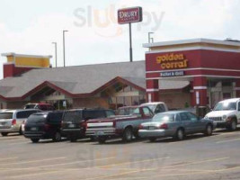 Golden Corral Buffet Grill outside