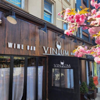 Vinum Wine Restauarant outside