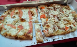 Pizza Pozz food