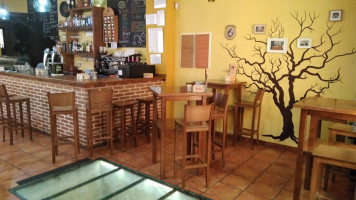 Meson El Roble food