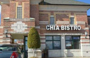 Chia Bistro outside