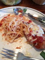 Olive Garden food