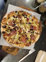 Bricknfire Pizza Company food