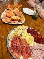 Bodega Casas food